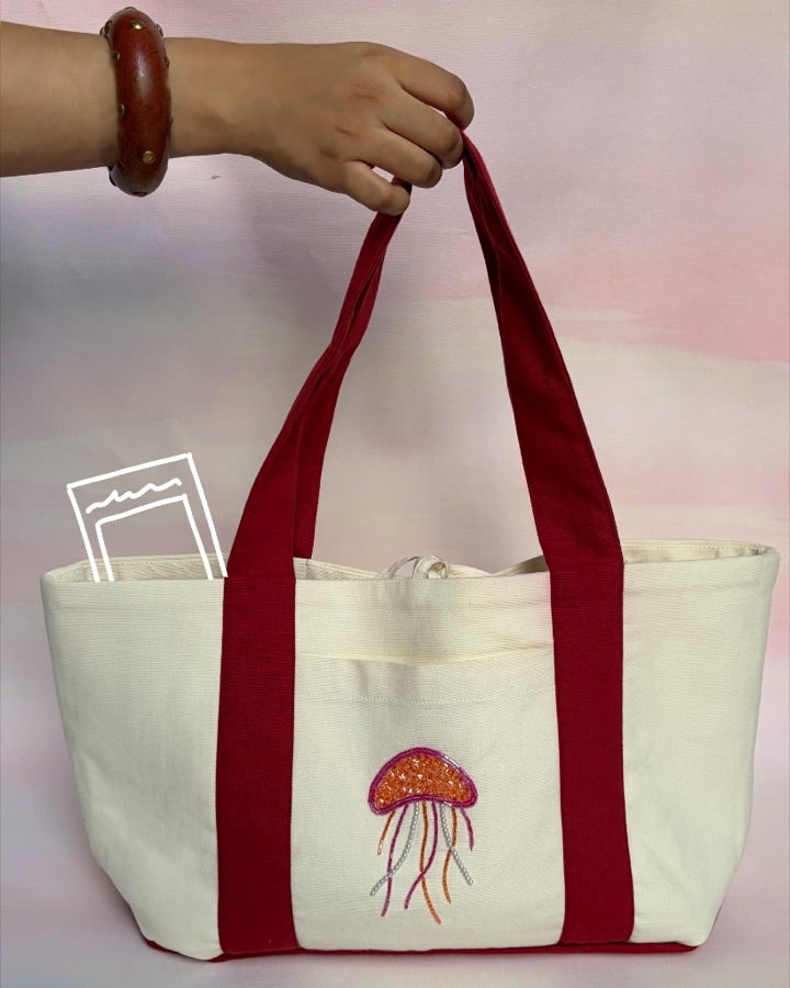 Island Days Fire Jellyfish tote